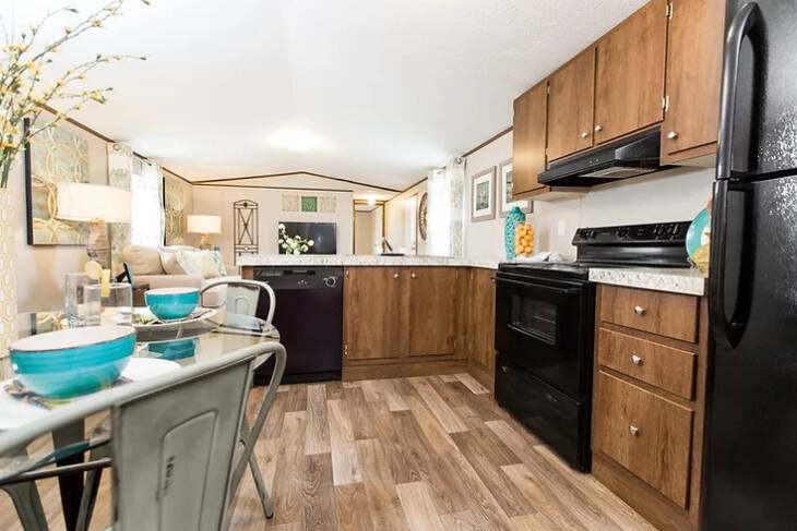 2023 Clayton TRU  Delight Mobile Home - 2BR/2BA -14 x 60 - 820 sqft- FACTORY DIRECT - Florida - Image 8