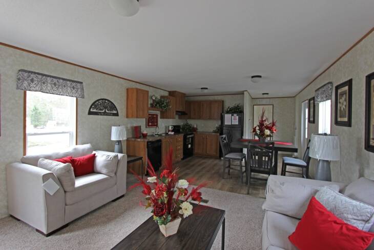 2023 Live Oak - Dash 2 X-5662B - 2BR/2BA - 16x70 - 979 sq ft