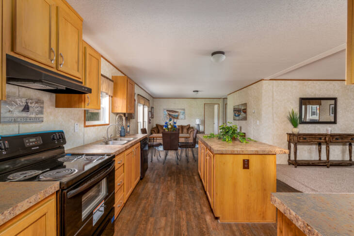 2023 Live Oak - Spark L-2564F - 3BR/2BA - 28x60 - 1456 sq ft - Image 6