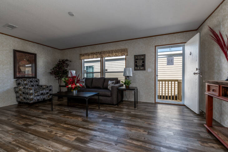 2023 Live Oak - Sonic L-2684B - 4BR/2BA - 28x72 - 1768 sq ft - Image 3