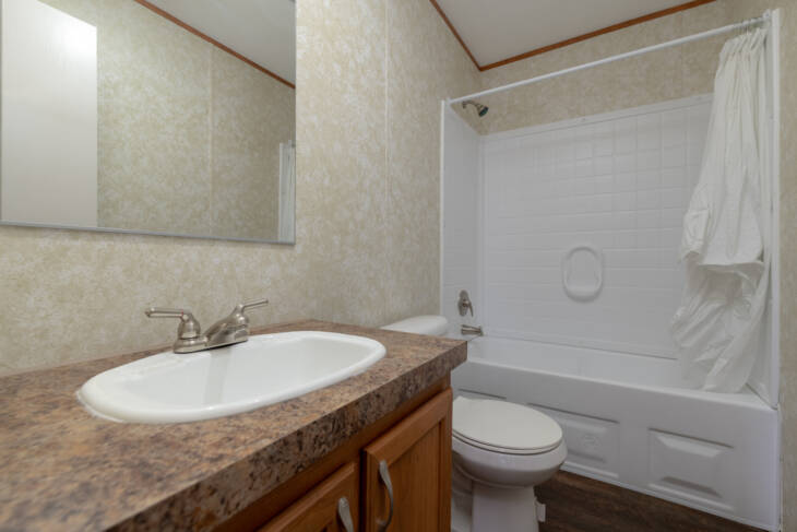 2023 Live Oak - Spark L-2564F - 3BR/2BA - 28x60 - 1456 sq ft - Image 5
