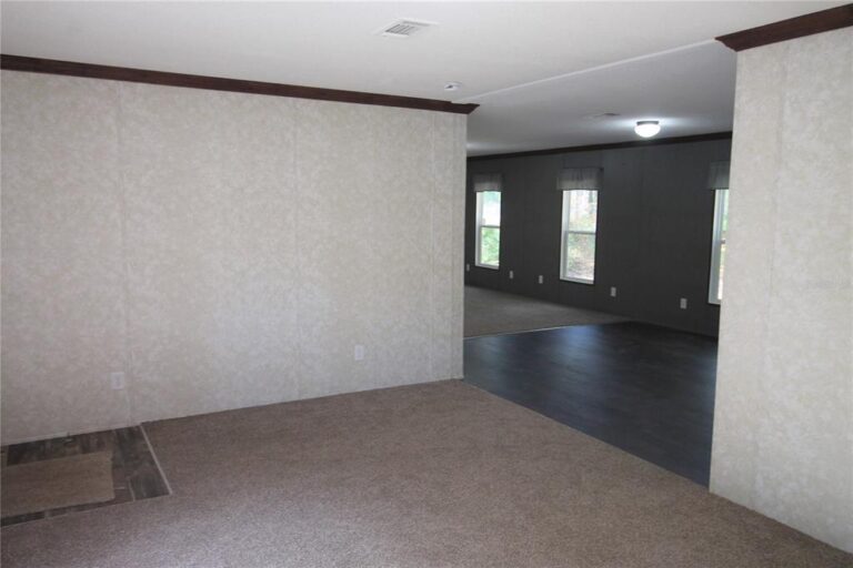 2023 Live Oak - Sonic L-2684B - 4BR/2BA - 28x72 - 1768 sq ft - Image 10