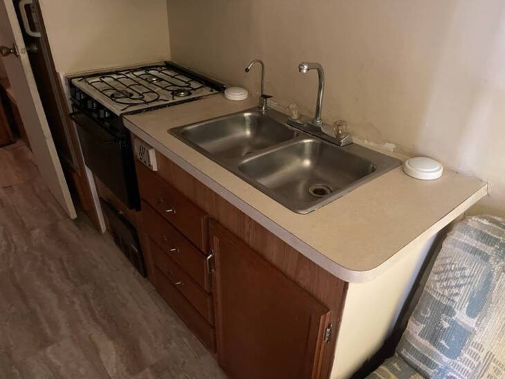 2003 Coachmen RV 26