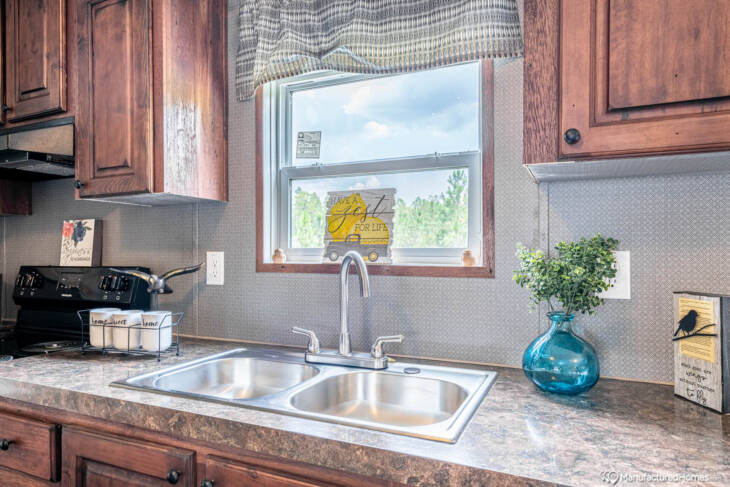 2023 Live Oak - Sprinter L-2563G - Doublewide -  3BR/2BA - 28 x 60 - 1456 sq ft - Image 4