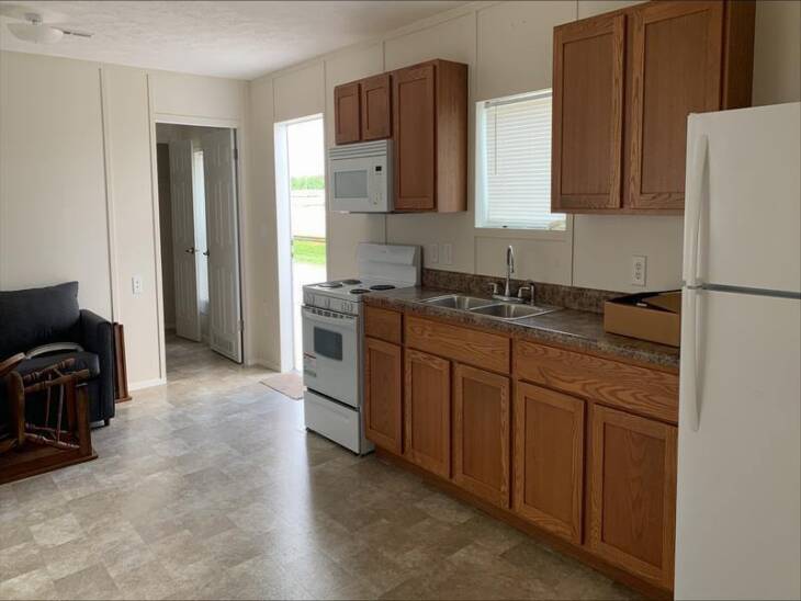 2018 Colony Mobile Home 14 x 48 - 2BR/1BA WZ3-A/C - Image 4