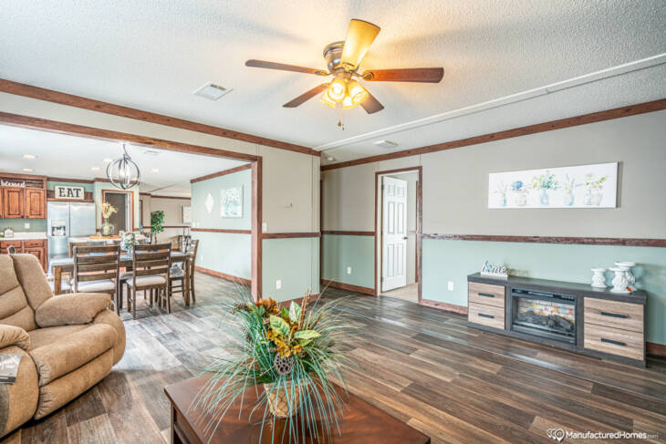 2023 Live Oak HPS Painted Sheetrock Highlander H-3764X-PS - 4BR/3BA - 32x82 - 2254 sqft - Image 14
