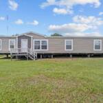 2023 Live Oak HPS Painted Sheetrock Big Horn H-3684F-PS Mobile Home- 4BR/2BA - 32X72 - 2017 sqft - Image 2