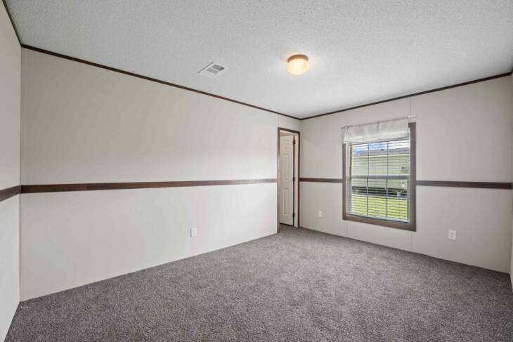 2023 Live Oak HPS Painted Sheetrock Big Horn H-3684F-PS Mobile Home- 4BR/2BA - 32X72 - 2017 sqft - Image 12
