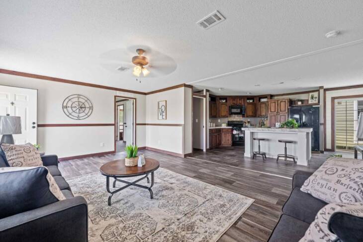2023 Live Oak HPS Painted Sheetrock Big Horn H-3684F-PS Mobile Home- 4BR/2BA - 32X72 - 2017 sqft - Image 5