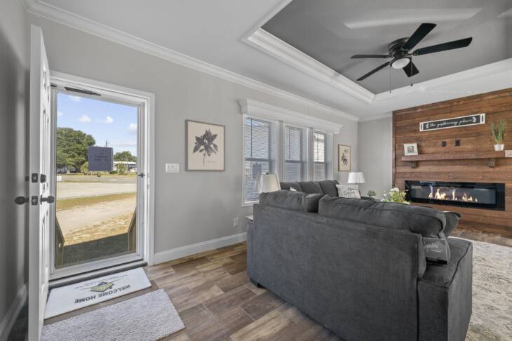 2023 TownHomes Annabelle Mobile Home – HUD or Modular Built – 4BR/3BA – 28×76 – 2206 sqft - Image 4