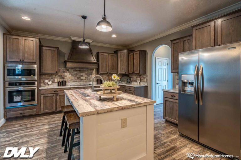 2023 Deer Valley - Briarritz Dvt-7204c Mobile Home - 3BR/2BA - 47X72 - 2580 sqft - Image 13