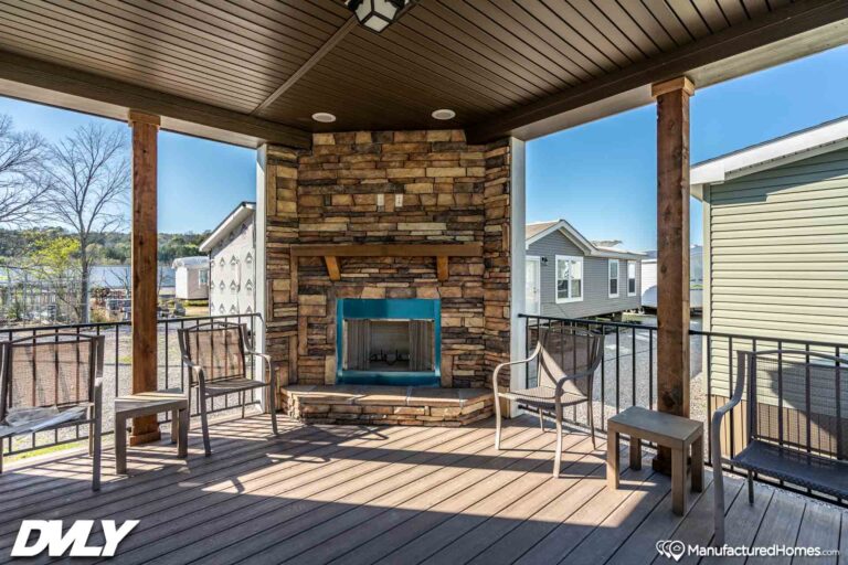 2023 Deer Valley - Briarritz Dvt-7204c Mobile Home - 3BR/2BA - 47X72 - 2580 sqft - Image 17