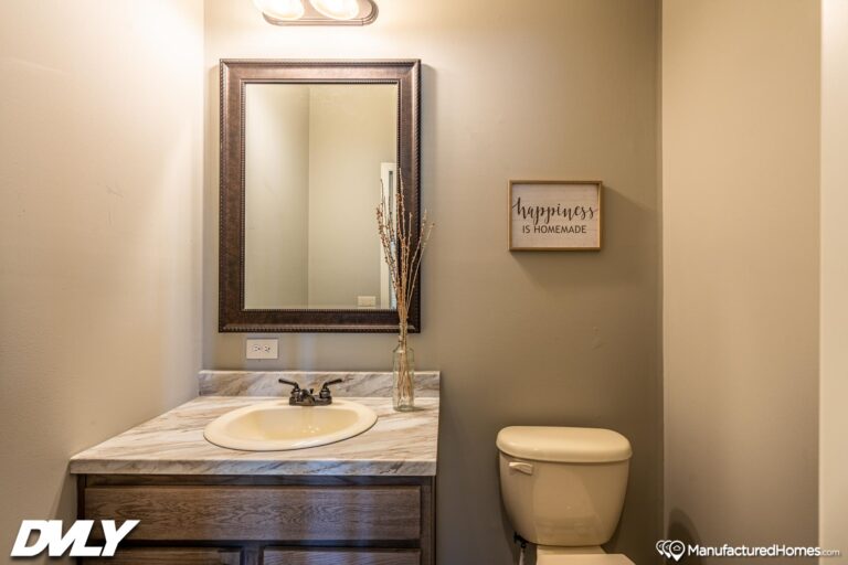 2023 Deer Valley - Briarritz Dvt-7204c Mobile Home - 3BR/2BA - 47X72 - 2580 sqft - Image 30