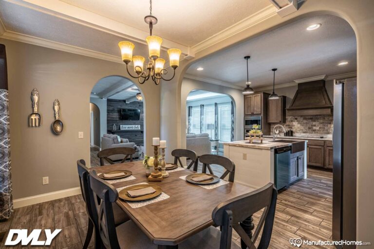 2023 Deer Valley - Briarritz Dvt-7204c Mobile Home - 3BR/2BA - 47X72 - 2580 sqft - Image 15