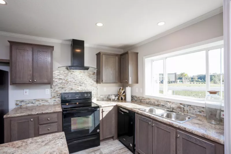 2023 Champion Homes Signature 4523E Mobile Home - 3BR/2BA - 52x28 - 1387 sqft - Image 10