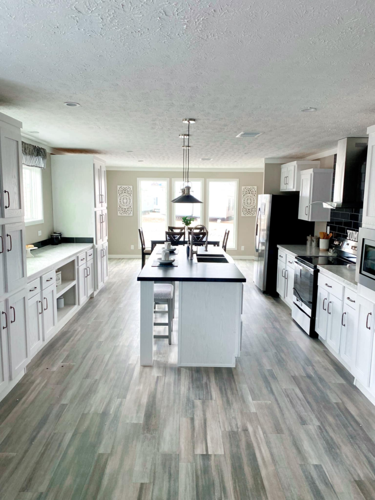 2023 Timber Creek - Chattahoochee Mobile Home - 30x60 - 3BR/2BA - 1800 sqft - Image 5