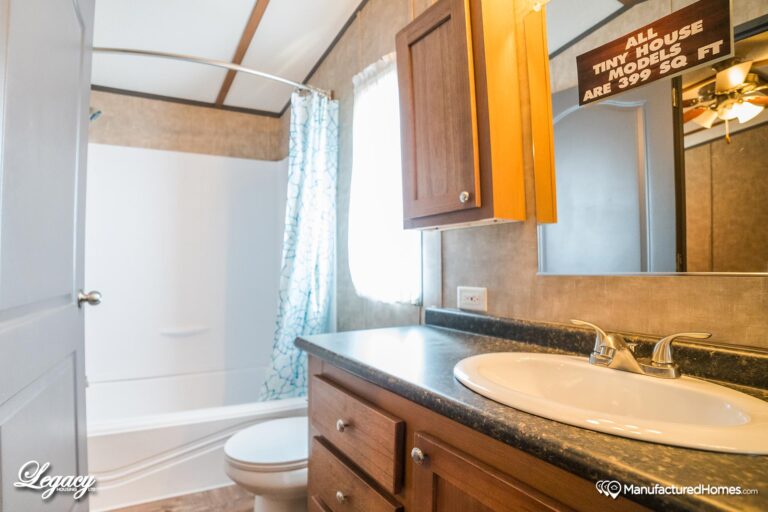 TINY / HACIENDA S-1234-11FLA 1 BEDS  1 BATHS  399 SQ. FT. - Image 10