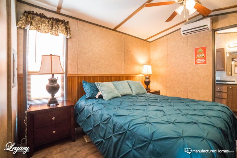 TINY / HACIENDA S-1234-11FLA 1 BEDS  1 BATHS  399 SQ. FT. - Image 4