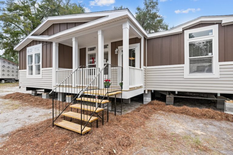 2023 TownHomes Key Largo Mobile Home - 4BR/2BA - 2,612 sqft - Image 2