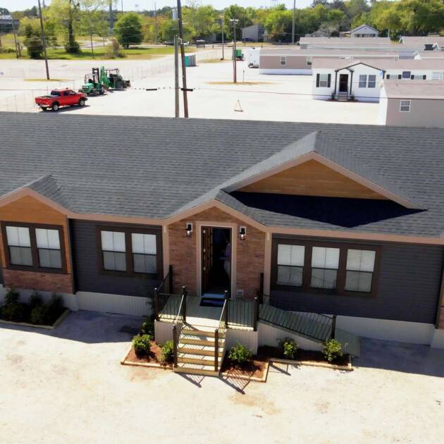 Sunshine Homes Prime PRI3284-2058 Mobile Home - 4BR/2BA - 32x84 - 2400 sqft