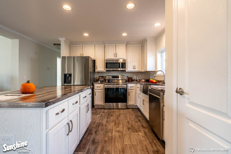 Sunshine Homes - Prime PRI3264-500 Mobile Home - 3BR/2BA - 32x64 - 1800 sqft - Image 7
